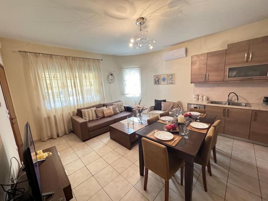 Sofias House Apartman Tríkala Kültér fotó