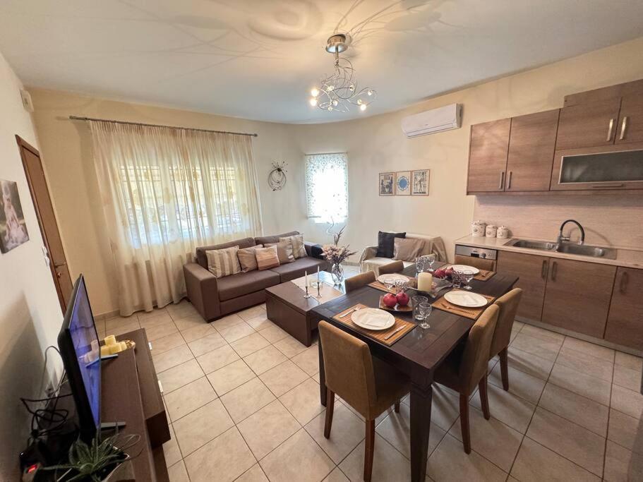 Sofias House Apartman Tríkala Kültér fotó